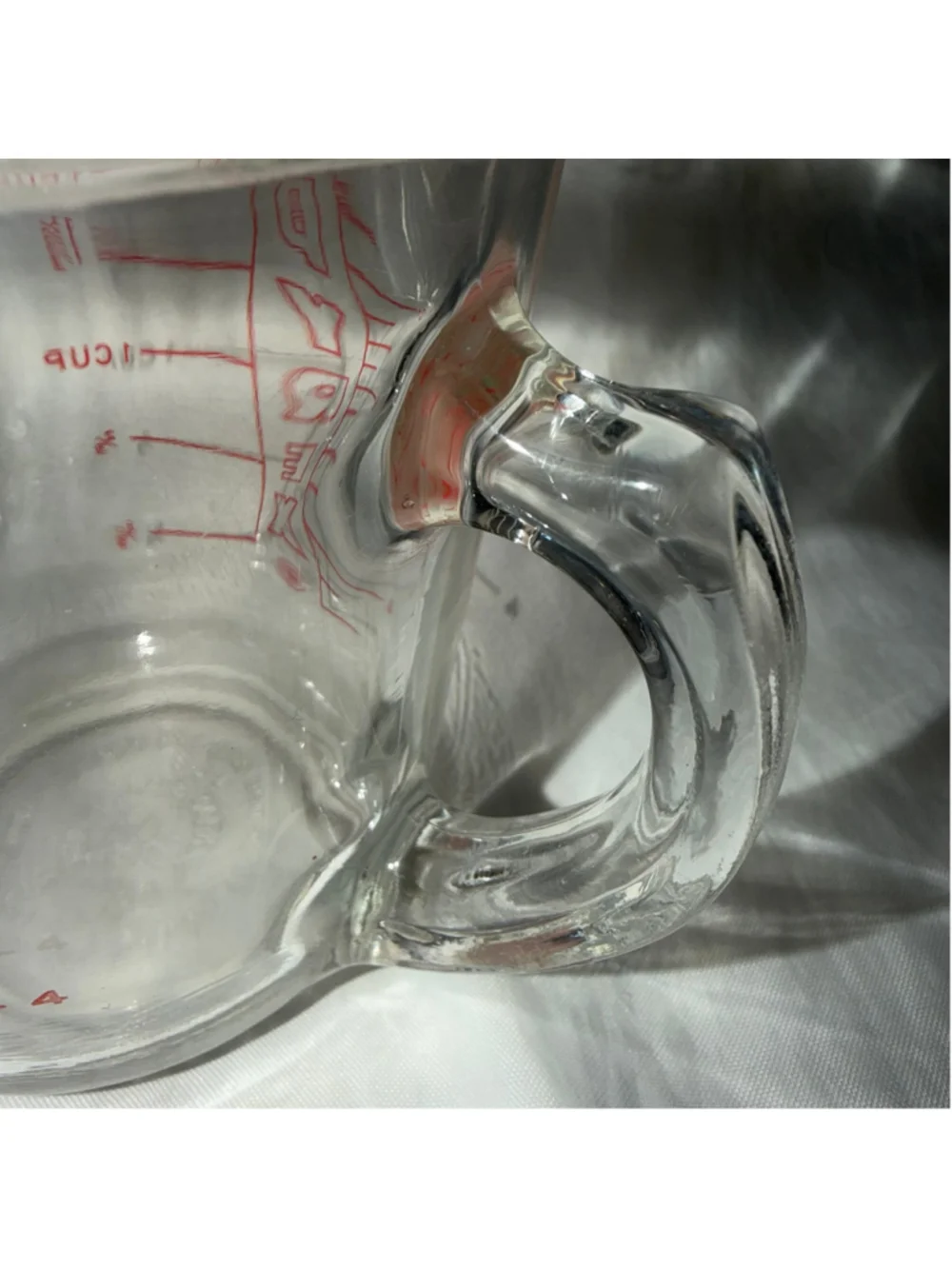 Vintage PYREX 516 Clear Glass Measuring Cup Red Lettering Closed D Handle 2 Cup